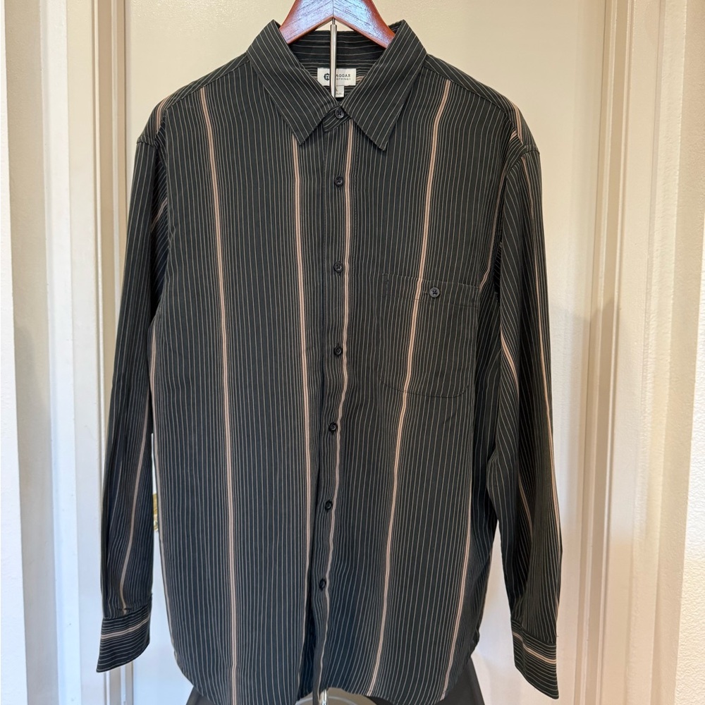 Men's Haggar Black and Tan Striped Casual Shirt 100% Polyester